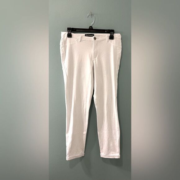 NWOT … LIKE AN ANGEL “Size: M” White Pants - Picture 3 of 5
